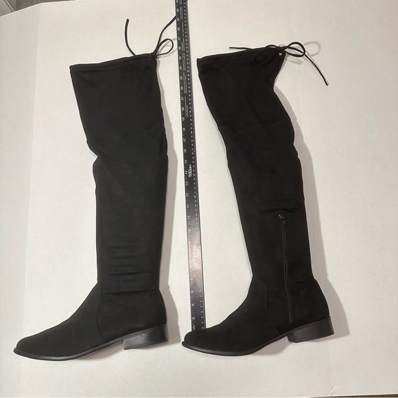 A New Day 11 Black Knee High Boots w Tie in back - Picture 2 of 13